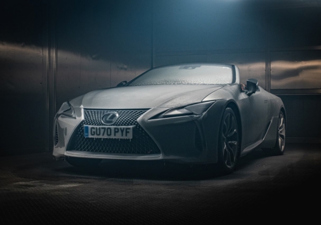 Mrożony Lexus