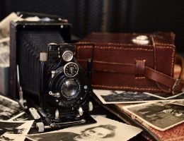 big_camera-old-antique-voigtlander